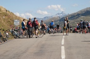 Panta Rhei PR AG: Mit starken "Wädli" auf die Glarner Alpenpässe