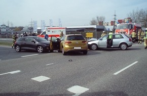 Polizeidirektion Koblenz: POL-PDKO: Verkehrsunfall mit verletzten Personen