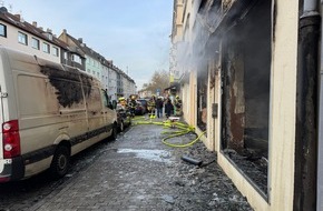 Feuerwehr Gelsenkirchen: FW-GE: Ladenlokal im Vollbrand