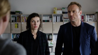 rbb - Rundfunk Berlin-Brandenburg: Am Pfingstmontag im Ersten: Der Tatort "Amour fou" - Kinopremiere am 31. Mai im Berliner "Delphi"