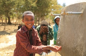 Stiftung Menschen für Menschen: Stiftung Menschen für Menschen: Neue Wasserversorgung in Äthiopien für 6.000 Menschen