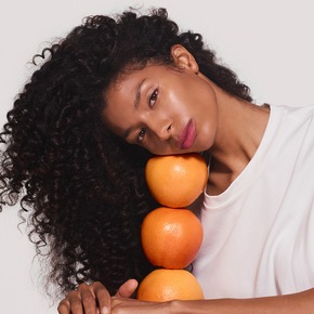 Neu im Dr. Hauschka Make-up Sortiment: Intensive Farbe und reichhaltige Pflege mit dem Lip Crayon Limited Edition