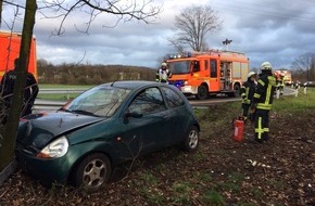 Feuerwehr Mülheim an der Ruhr: FW-MH: Verkehrsunfall auf der BAB 40 - drei leichtverletzte Personen