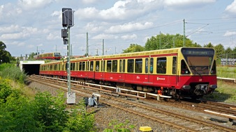 Die Deutsche Bahn stellt für Journalisten eine Auswahl an honorarfreien Pressebildern zur Verfügung. (FOTO)