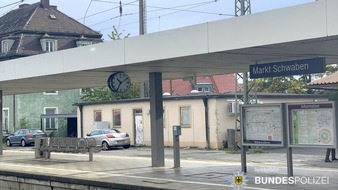 Bundespolizeidirektion München: Bundespolizeidirektion München: Körperverletzung zwischen mehreren Personen
Zigarette in der S-Bahn war der Auslöser