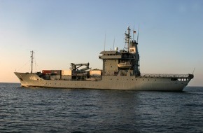 Presse- und Informationszentrum Marine: Deutsche Marine - Pressemeldung/ Pressetermin: Tender "Elbe" aus Warnemünde beendet Libanon-Einsatz nach sechs Monaten