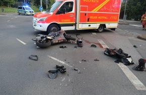 Polizei Mettmann: POL-ME: Vorfahrt missachtet: Verkehrsunfall mit schwerverletztem Motorradfahrer - 2505062