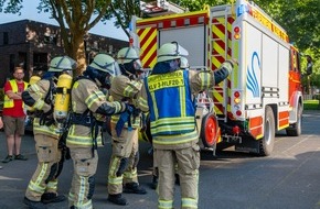 Feuerwehr Kleve: FW-KLE: Gemeinschaftsübung der Löschzüge Kellen und Nord-Ost am Finanzamt Kleve