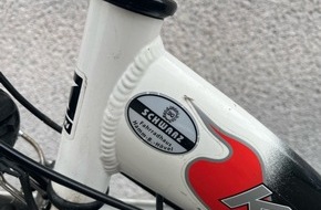 Kreispolizeibeh&ouml;rde Soest: POL-SO: Wem geh&ouml;rt dieses Kinderfahrrad?