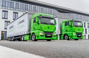 Skoda Auto Deutschland GmbH: ŠKODA AUTO testet in der internen Logistik elektrische Zugmaschinen