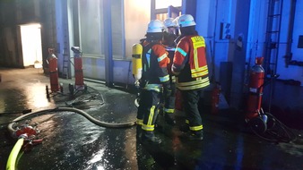 Kreisfeuerwehrverband Rendsburg-Eckernförde: FW-RD: Aktualisierung / Ergänzung zur Meldung Feuer im Spänebunker in Fockbek von 18:54 Uhr (30.01.2020)