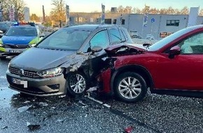 Polizeiinspektion Stade: POL-STD: Vier Leichtverletzte bei drei Unf&auml;llen am Wochenende