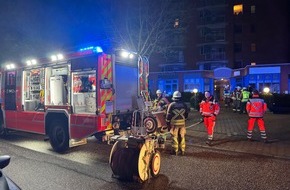 Feuerwehr Norderstedt: FW Norderstedt: Brand im Lütjenmoor - Feuerwehr rettet eine Person im 4. Obergeschoss