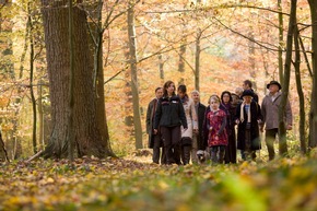 Waldführungen und Herbstandacht im FriedWald Kisdorf
