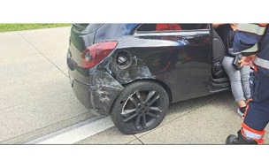 Polizeiinspektion Cuxhaven: POL-CUX: Trotz Auffahrunfall auf der BAB27 - Gro&szlig;es Gl&uuml;ck im Ungl&uuml;ck (Foto im Anhang)
