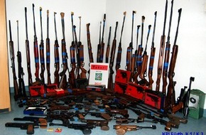 Polizeipräsidium Mittelfranken: POL-MFR: (259) Waffenfund in Fürth - Bildveröffentlichung