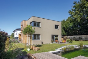 Homestory: Energieeffizientes Eigenheim / WeberHaus