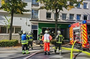 Feuerwehr der Stadt Arnsberg: FW-AR: Feuerwehreinsatz auf der Rumbecker Straße - Entwarnung nach starker Verrauchung