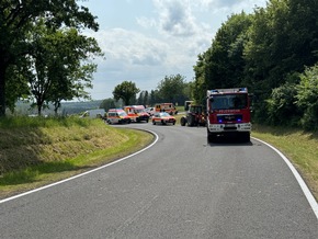 FW VG Westerburg: Verkehrsunfall im Kreuzungsbereich bei Gershasen forderte drei Verletzte