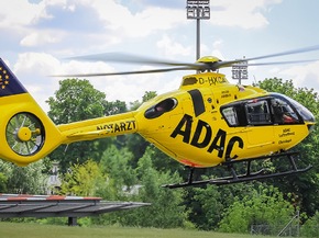 ADAC Luftrettung stellt Deutschlands modernsten Rettungshubschrauber in Berlin in Dienst / &quot;Christoph 31&quot; gewährleistet Luftrettung auf höchstem Niveau / Neue Maschine leiser und schadstoffreduziert