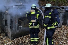 Feuerwehr Herdecke: FW-EN: Halloweenbilanz - Brennende Mülltonne und brennender Altpapiercontainer