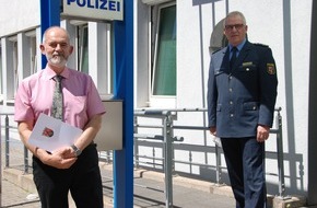 Polizeipräsidium Trier: POL-PPTR: Polizeihauptkommissare in den Ruhestand versetzt