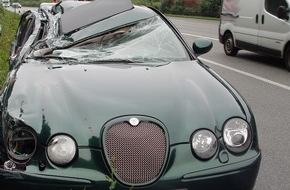 Feuerwehr Essen: FW-E: Verkehrsunfall auf der A 52 Fahrtrichtung Düsseldorf Höhe Ausfahrt Rüttenscheid