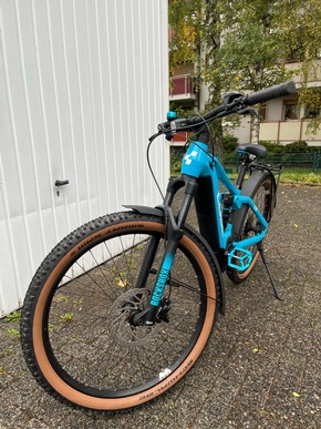 POL-UN: Bergkamen / Bönen - Festnahme von zwei Fahrraddieben - weitere Tatzuordnungen im Rahmen von Ermittlungen erfolgt - Polizei sucht Eigentümer sichergestellter Pedelecs
