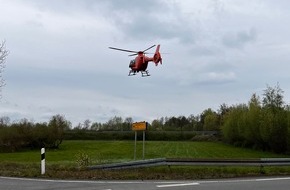 Freiwillige Feuerwehr Borgentreich: FW Borgentreich: Verkehrsunfall K21 / K16 (Spielberg) in Lütgeneder. Eine Person wurde mit einem Rettungshubschrauber in eine Klinik geflogen.