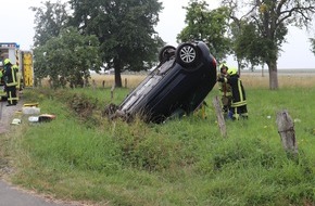 Polizei Paderborn: POL-PB: Seniorin bei Alleinunfall schwerverletzt