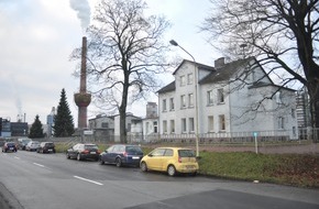 Polizeiinspektion Northeim: POL-NOM: Einbruch in Verwaltungsgebäude einer großen Fabrik in Bodenfelde Täter erbeuten Bargeld in vierstelliger Höhe