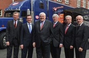 Dr. Oetker - Dr. August Oetker Nahrungsmittel KG: Pressekonferenz Dr. Oetker GmbH 2014 / Zufriedenstellendes Jahr 2013 f&uuml;r Dr. Oetker (FOTO)