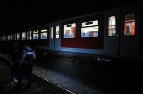 Feuerwehr Mülheim an der Ruhr: FW-MH: Ungewöhnlicher Tierkadavereinsatz auf den Gleisanlagen der Deutschen Bahn