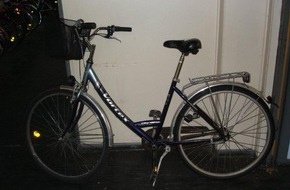 Polizeidirektion Göttingen: POL-GOE: (618/2011) Wem gehört das Damenrad?