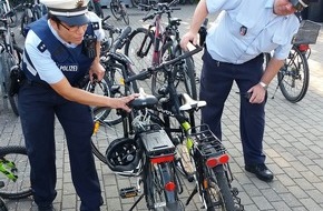 Polizeidirektion Landau: POL-PDLD: Edenkoben - Fahrzeug- und Fahrradkontrollen am Schulzentrum in der Weinstraße