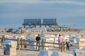 Tourismus-Zentrale St. Peter-Ording: Erfolgreicher Start in die Hauptsaison: St. Peter-Ording verzeichnet gutes Kurzfristgeschäft - und plant schon den Tourismus von Morgen