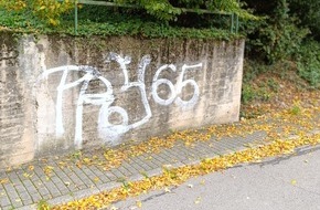 Polizeidirektion Trier: POL-PDTR: Erhebliche Sachbeschädigungen durch Graffiti-Schmierereien in Riveris