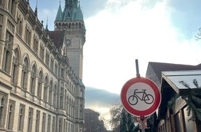 Polizei Braunschweig: POL-BS: Verkehrskontrollen rund um den Weihnachtsmarkt