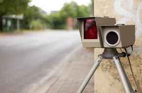 Polizei Mettmann: POL-ME: Audi-Fahrer erwartet 700 Euro Geldbuße wegen Geschwindigkeitsüberschreitung - Erkrath - 2203019