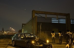 Landespolizeiinspektion Erfurt: LPI-EF: Fahrzeug kollidiert mit Schrankenanlage