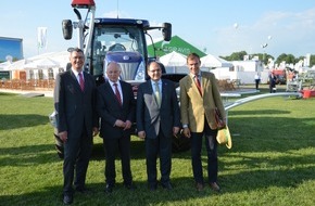 AGRAVIS Raiffeisen AG: DLG-Feldtage: AGRAVIS Raiffeisen AG zieht positives Zwischenfazit / Bundeslandwirtschaftsminister Christian Schmidt zu Gast am AGRAVIS-Stand (FOTO)