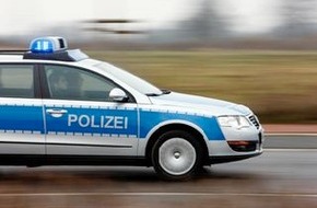 Polizei Rhein-Erft-Kreis: POL-REK: Mercedes Benz A-Klasse gesucht - Pulheim