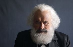 ZDF: ZDF zeigt Mario Adorf als "Karl Marx - der deutsche Prophet" (FOTO)