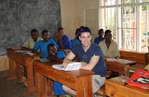 KiKA - Der Kinderkanal ARD/ZDF: "Endlich Schule! Ben in Ruanda" / KI.KA-Special zum "International Children's Day of Broadcasting"