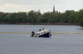 Polizeiinspektion Nienburg / Schaumburg: POL-NI: Nienburg-Havariertes Sportboot geborgen