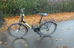 Polizeidirektion Bad Segeberg: POL-SE: Quickborn / Ellerau - Polizei sucht Eigentümer zweier Fahrräder