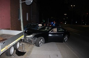 Polizei Gelsenkirchen: POL-GE: Verkehrsunfall mit hohem Sachschaden in Schalke