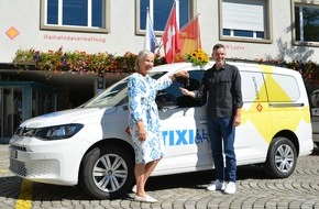 Tixi: Dritte Fahrzeugspende an TIXI: Küsnacht stärkt die Mobilität von Menschen mit Behinderung