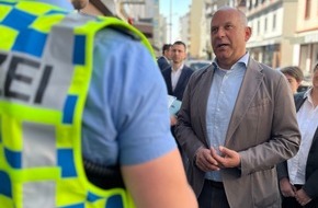 Polizeipräsidium Südosthessen: POL-OF: Innenstadtoffensive: Kontrollen führen zu Festnahme und zahlreichen Verstößen - Innenminister Prof. Dr. Roman Poseck begleitet den Einsatz