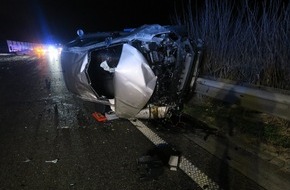 Polizeiinspektion Delmenhorst / Oldenburg - Land / Wesermarsch: POL-DEL: Autobahnpolizei Ahlhorn: Schwerer Verkehrsunfall auf der Autobahn 28 im Bereich der Gemeinde Ganderkesee +++ Eine Person schwer verletzt